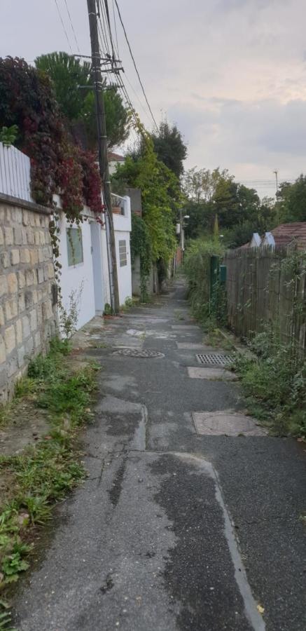 Meudon: Adorable Studio Tout Equipe, Neuf Et Calme Εξωτερικό φωτογραφία